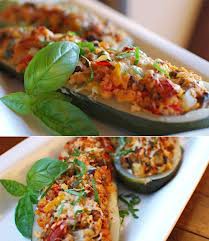 Zucchine ripiene formaggio e verdure